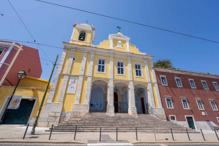 Igreja de Nossa Senhora da Ajuda dsc03193 1 768x512