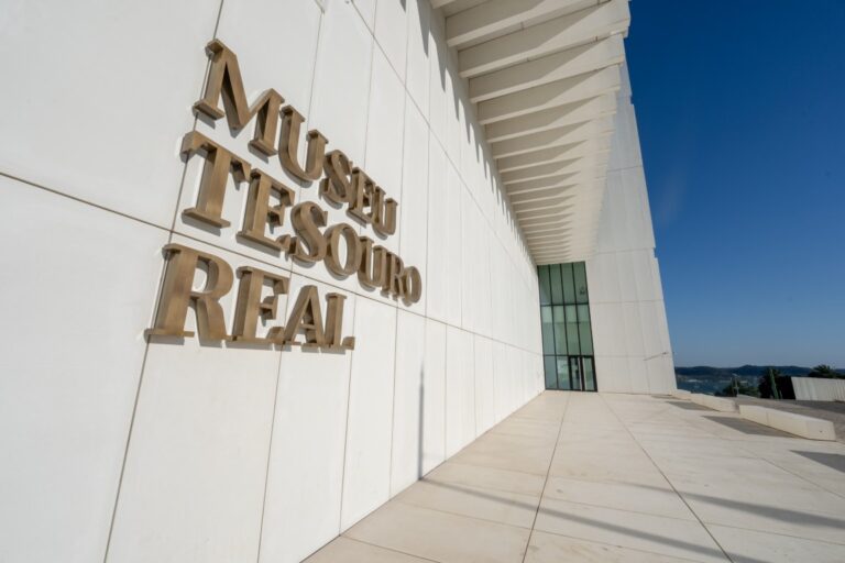 tesouro real ajuda 768x512