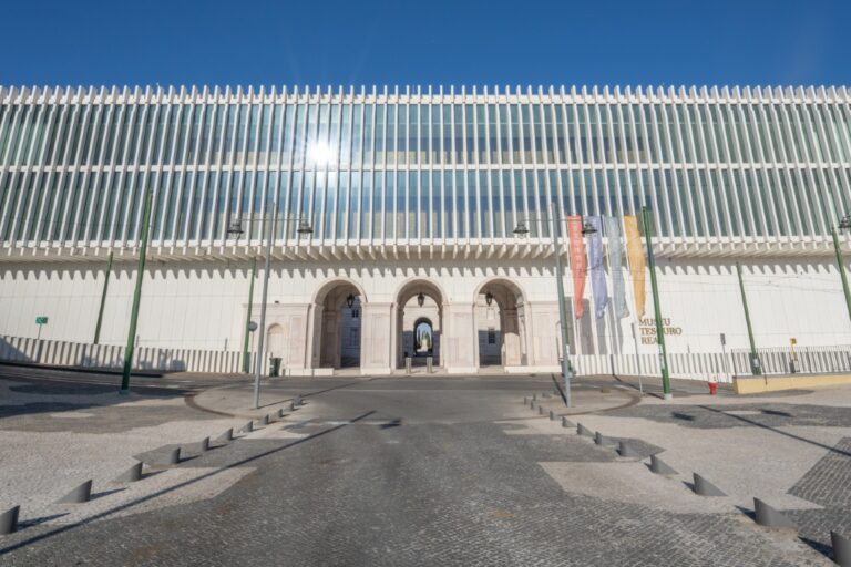 tesouro real lisboa palacio ajuda 768x512