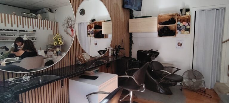 Very Nails Hair Style imagem whatsapp 2025 10 14 as 14.01.02 529558d6 768x346
